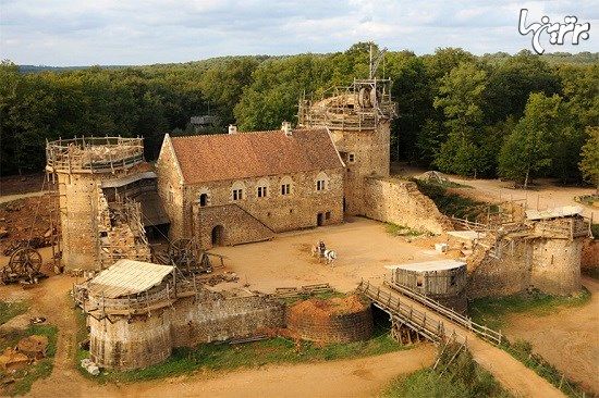 ساخت قلعه به روش قرون وسطی در فرانسه