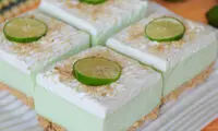 لیمو؛ طعم این چیز کیک را فوق العاده کرده است