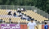 پای خانم‌ها به تماشای لیگ یک هم باز شد