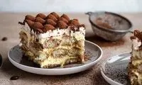 طرز تهیه دسر بیسکوییتی با سس شکلات