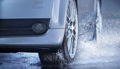 پدیده هیدروپلنینگ (HydroPlaning) چیست؟