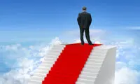 برای انجام کارهای بزرگ خودتان را کوچک کنید!