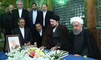 فاتحه‌خوانی روحانی و سیدحسن بر مزار هاشمی