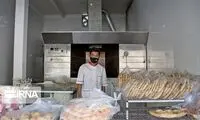 خودروی حامل هزار قُرص نان در سقز متوقف شد