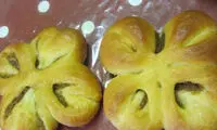 طرز تهیه «نان حلوا»، «نان کره ای» و «نان زیتون و شوید»