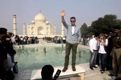 تام کروز در تاج محل هند چه می کند؟ + عکس