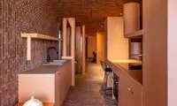 معماری این برج کپی برابر اصلِ بهشت است