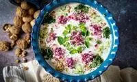 طرز تهیه آب‌دوغ خیار مجلسی؛ غذای نجات‌بخش روزهای گرم