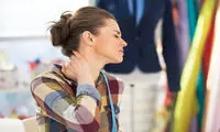 علل سفتی و خشکی گردن و درمان‌های خانگی آن