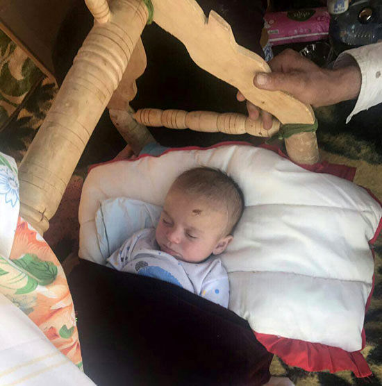 کودک 3 ماهه که از زلزله جان سالم به در برد