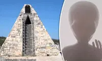 ساخت بدل اهرام مصر به دستور آدم فضایی