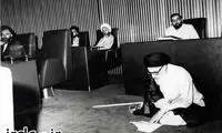 چرا آیت الله طالقانی بر صندلی نمی نشست؟