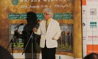 یک ایران و یک لوریس چکناواریان