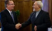 سیاستمدار پرنفوذ آمریکایی در تهران +عکس