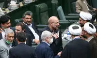 تصویری خاص از قالیبافِ رئیس در صحن مجلس