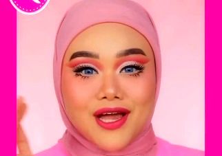 ویدئوی تازه از باربیِ آوازخوان با حجاب کامل