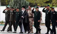 حضور رهبر انقلاب در دانشگاه امام حسین (ع)