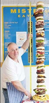 عکس: همبرگر یک متر و 60 سانتی‌متری!