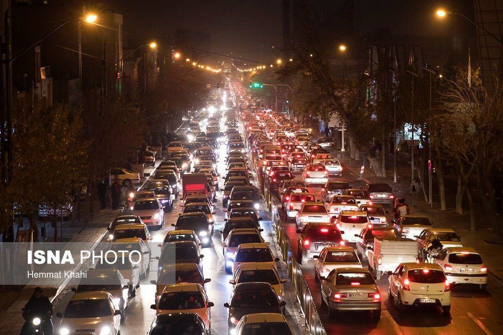 حضور مردم در خیابان های تهران پس از زلزله