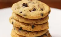 طرز تهیه کوکی با تکه‌های شکلات؛ تجربه‌ی یک طعم خاص