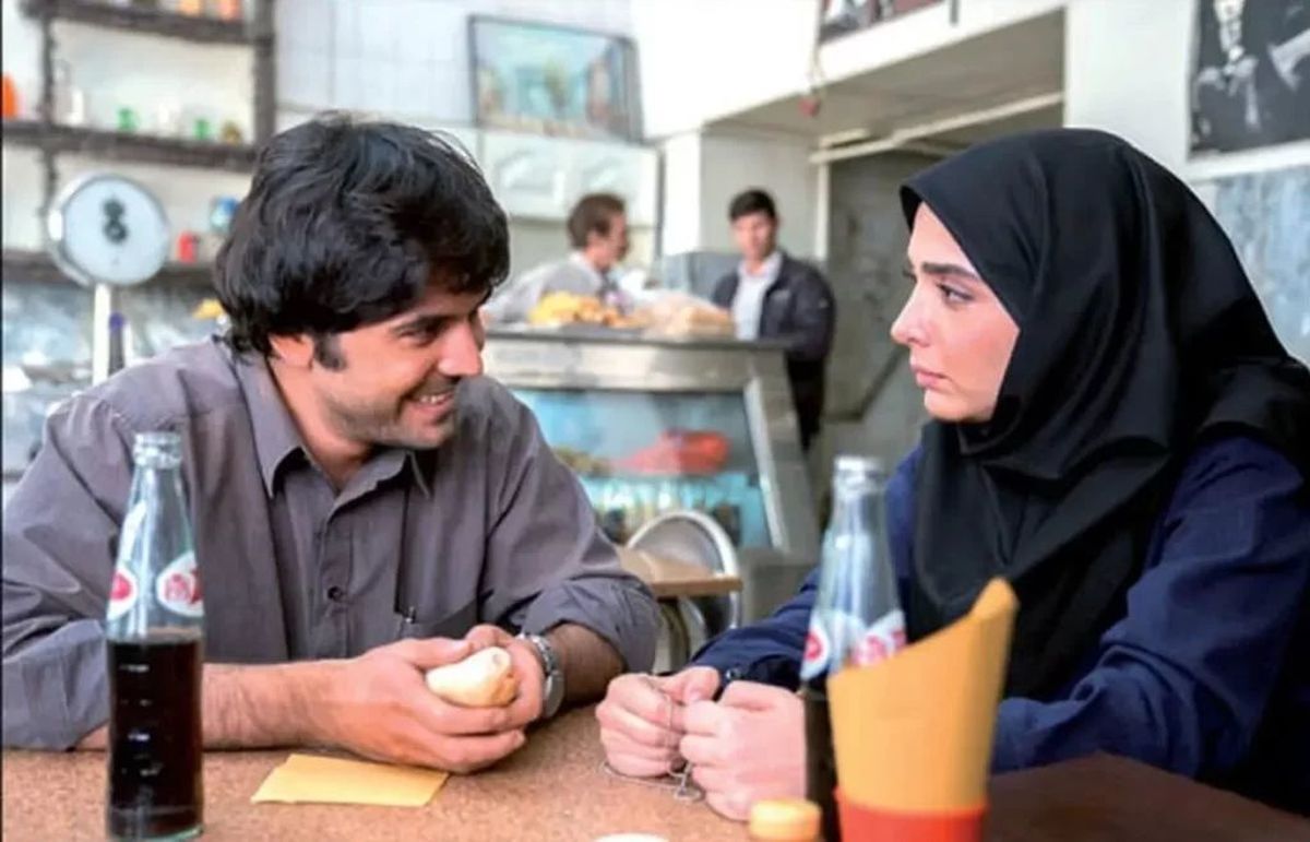 وقتی یاسمن سریال لحظه گرگ و میش برای نامزدش ناز می‌کند