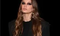 جذاب مثل شباهت هیلی بیبر و سرنای ساریکایا در پاریس!
