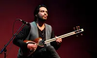 قمصری و نقشی که با خیال می‌زند