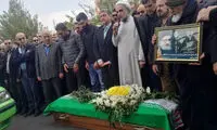 نماز فرزند آیت‌الله منتظری بر پیکر اعظم طالقانی