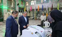 محسن هاشمی در محله کاشانک رای داد