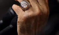 نقش انگشتری رهبر انقلاب در برنامه شب شعر