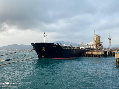 ورود نفتکش‌های ایرانی به ونزوئلا