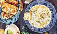 طرز تهیه سوپ مرغ ایتالیایی همراه با نان پیاز و پنیر