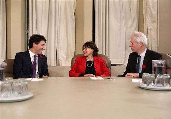 دیدار نخست وزیر کانادا با هما هودفر