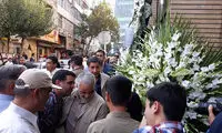 سردار سلیمانی در مراسم ختم پدر حقانیان