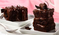 طرز تهیه کیک شکلاتی بدون تخم مرغ
