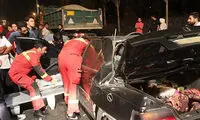 محبوس‌ شدن مرد جوان در پژو پارس