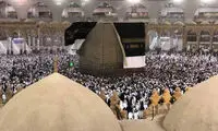 طوفان پرده کعبه را کنار زد