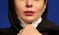وقتی رعنا آزادی‌ور برای عکاسان، ماسکش را برداشت
