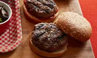 طرز پخت همبرگر در مایکروویو