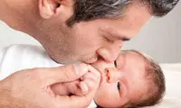 چرا باید کودک‌تان را ببوسید؟