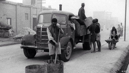 کامیون خدمات شهری در دوره رضا شاه