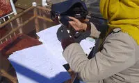 تصحیح اوراق امتحانی در پیست اسکی!