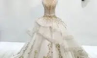 کیک عروسی شگفت انگیز شبیه لباس عروس