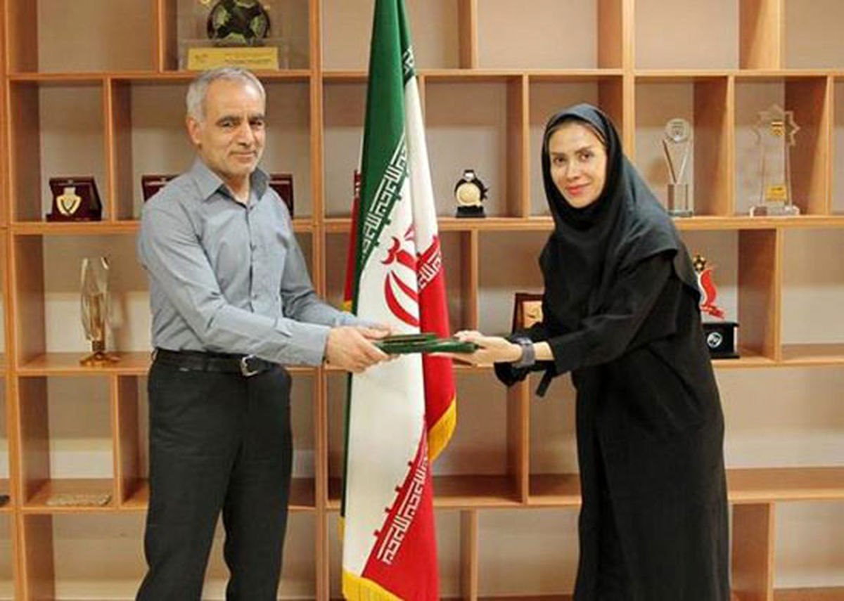 عکس گلاره ناظمی دیلمی فوتسال