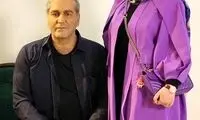 نیوشا ضیغمی در کنار مجسمه خاص مهران مدیری