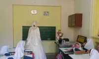 عکس: معلمی که با لباس عروس مدرسه رفت