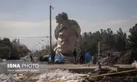 نصب بزرگترین سردیس حکیم فردوسی در مشهد