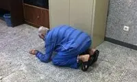 لحظه شکرگزاری پدر بابک خرمدین در دادسرا
