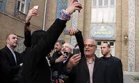 عکس سلفی با ظریف