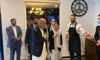 حضور غنی و همسرش در رستوران خبرساز شد